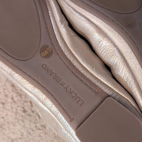 Lucky Brand Light Gold Ballet Flats Size 6.5 - Picture 9 of 9